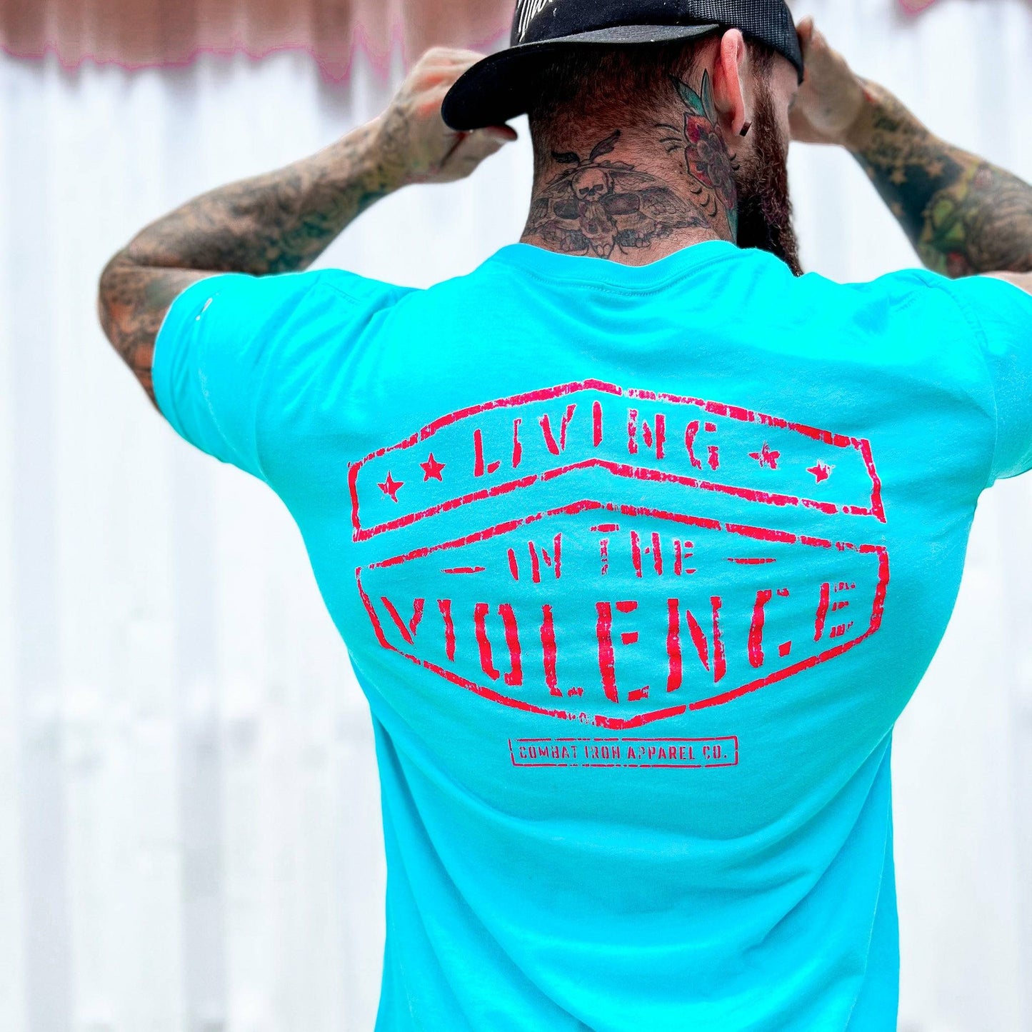 LIVING IN THE VIOLENCE MEN’S T-SHIRT