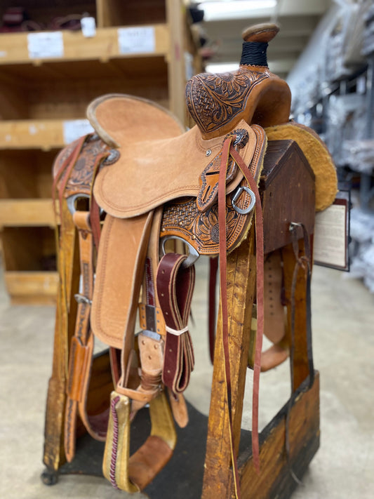 15" Cowgirl Delux