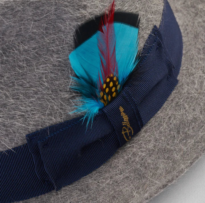 Fox Fedora - Gray - Long Hair