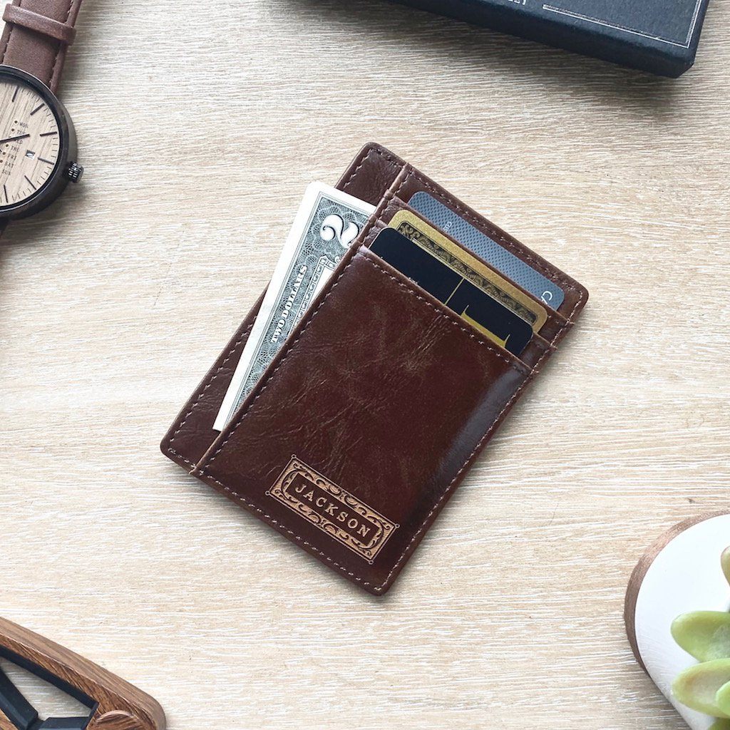 Front Pocket Wallet: Classic