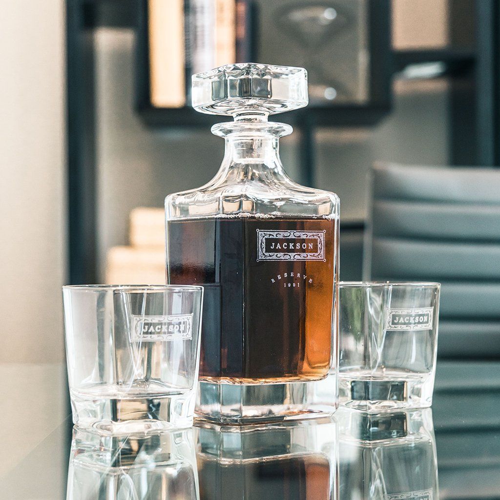 Whiskey Decanter: The Modern