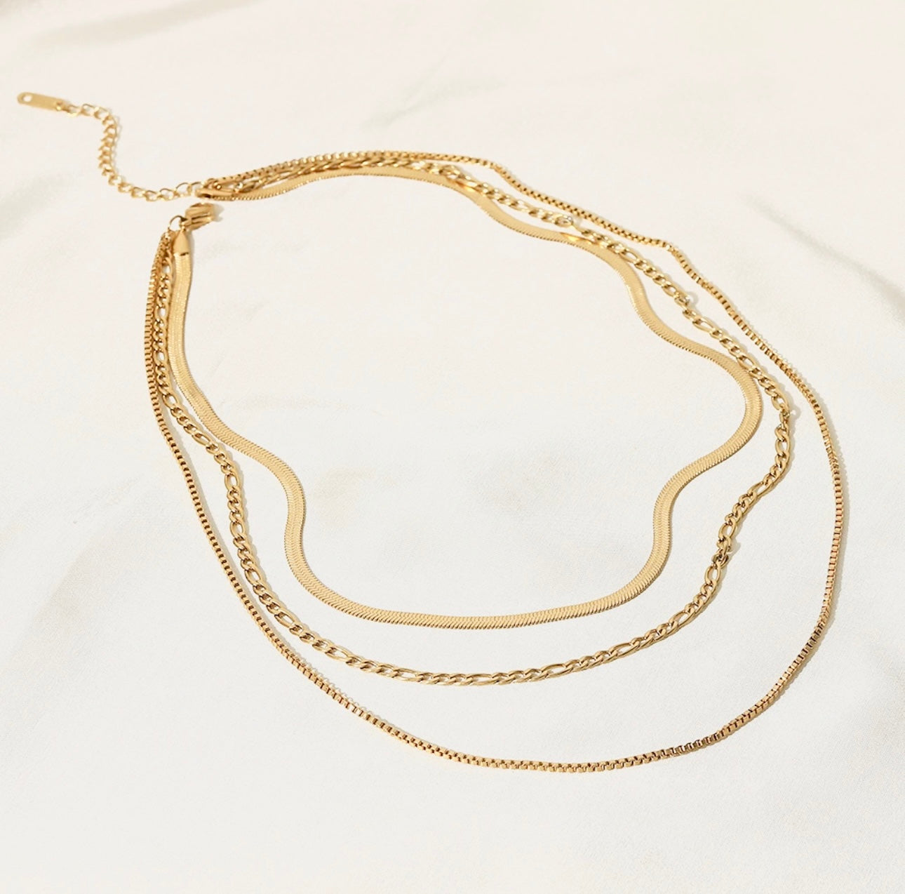 LOLA - 18k Gold Plated Necklace