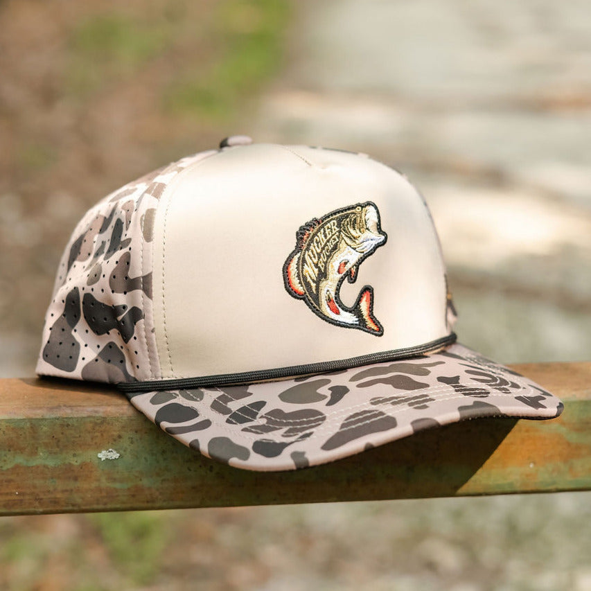 Big Bass Daddy Duck Camo Bucket