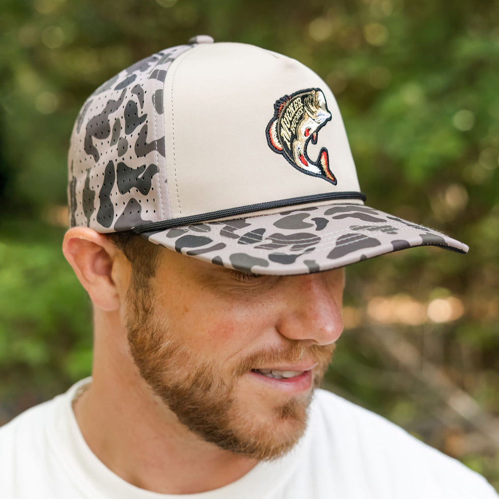 Big Bass Daddy Duck Camo Bucket