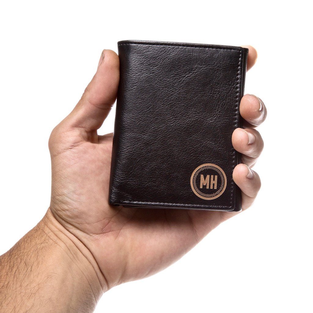 Personalized Trifold Wallet: Circle