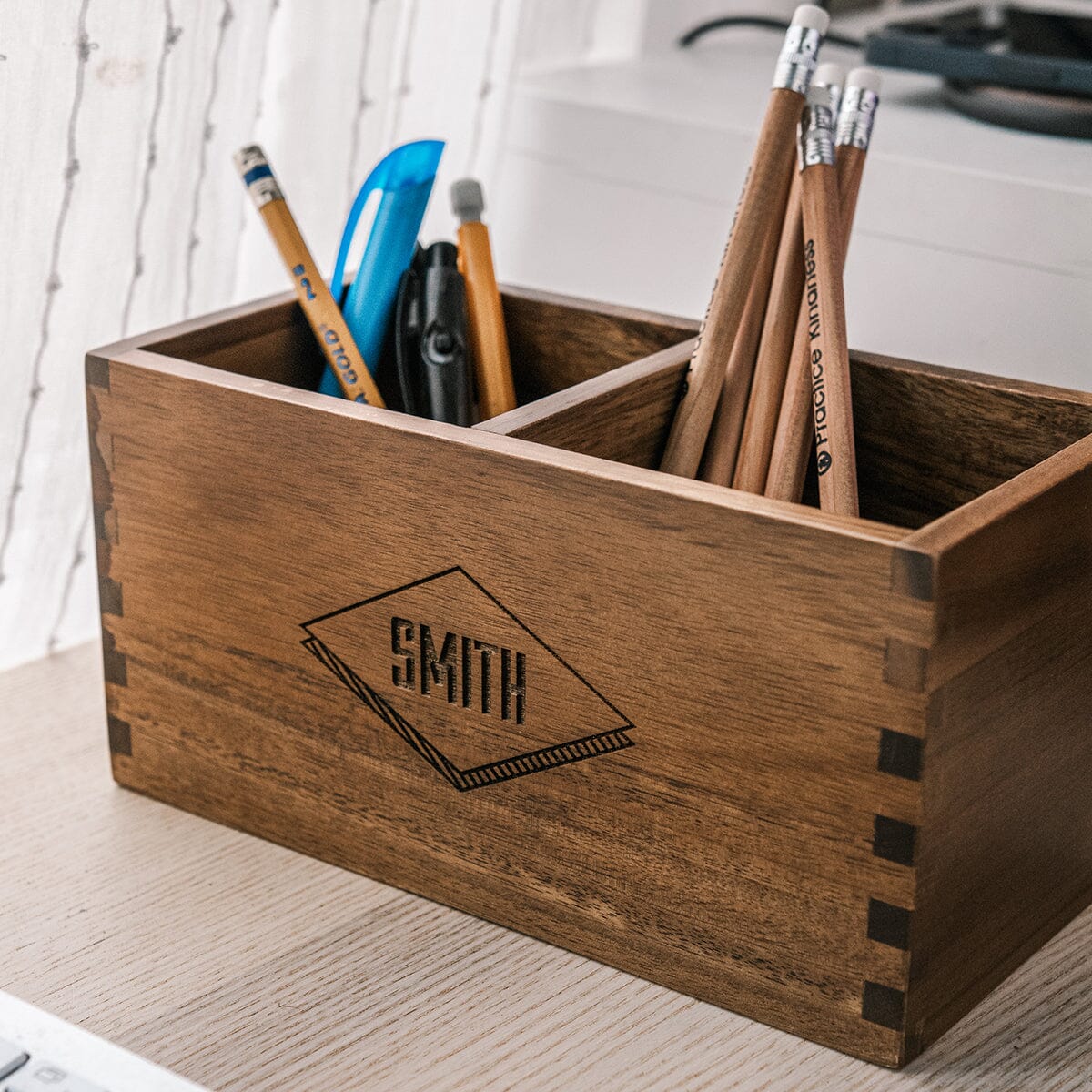 Acacia Desk Organizer: Diamond