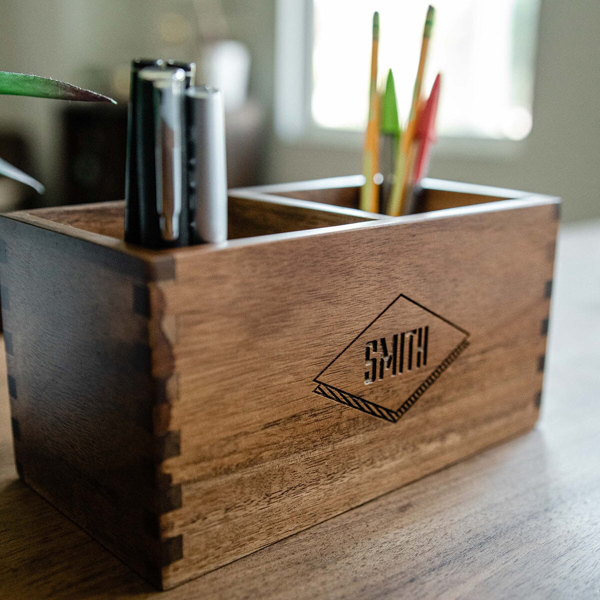 Acacia Desk Organizer: Diamond