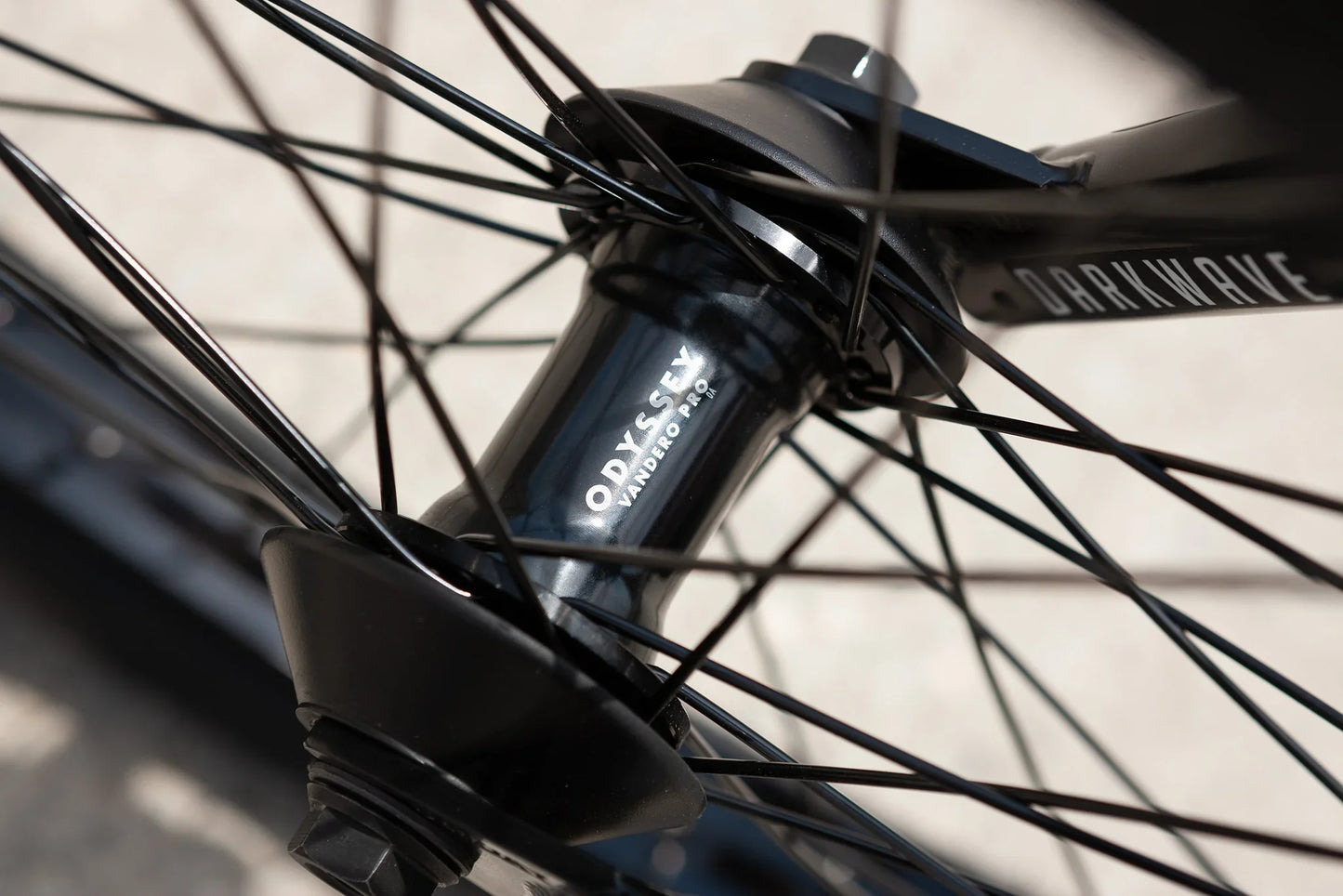 Sunday 2022 Soundwave Cassette Special 21″ Gary Young Signature Complete BMX Bike RHD/LHD - Gloss Classic White