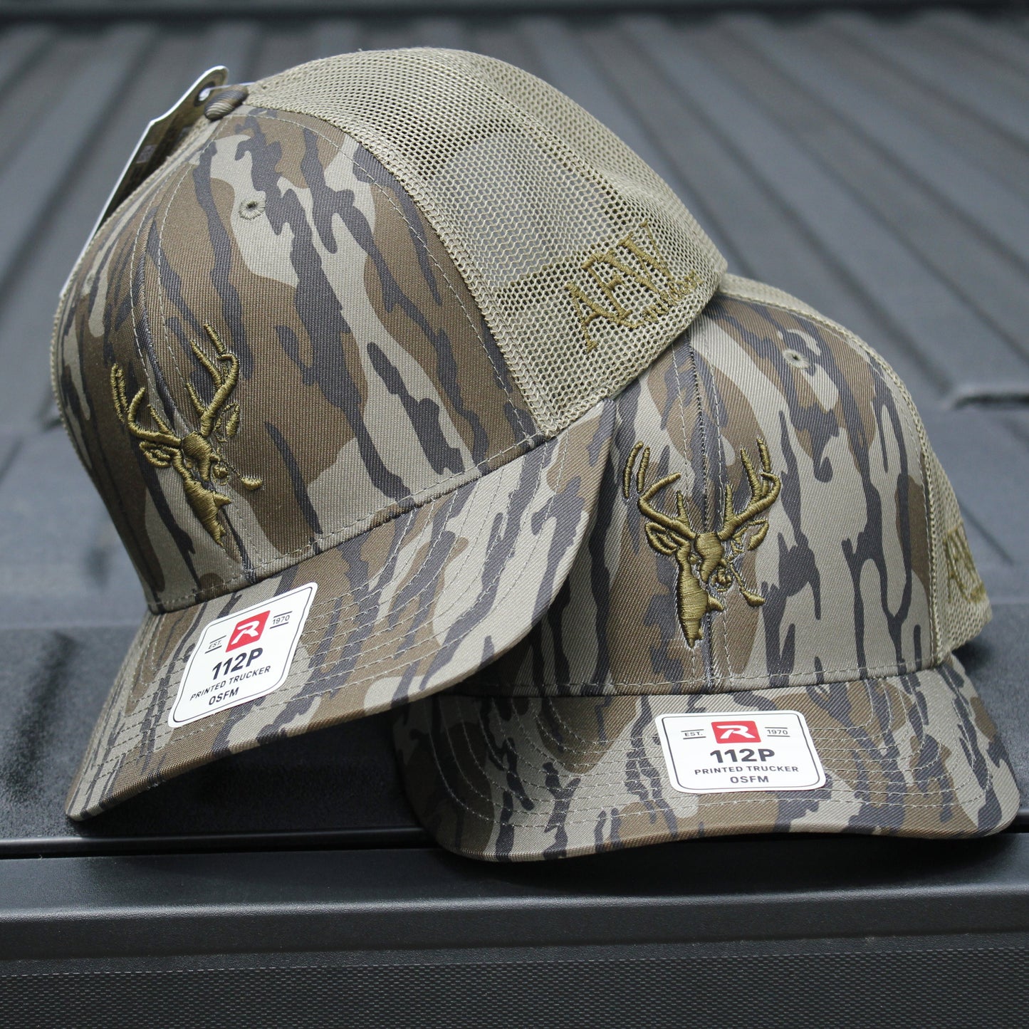 Buck Mossy Oak Bottomland - Loden Mesh Back- 112P