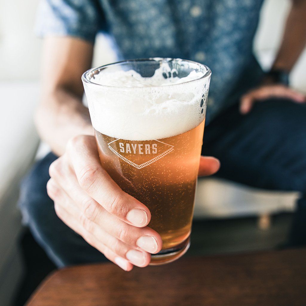 Pint Glasses - Set of 4: The Diamond