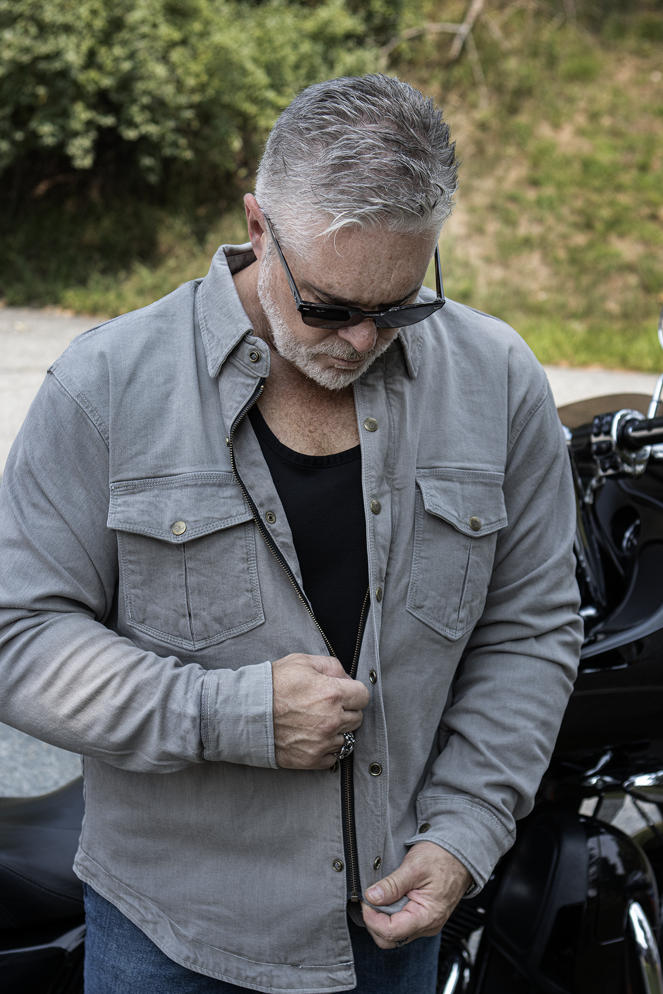 Milwaukee Leather Men's Pitfall Gray CE Armored Flannel Shirt with Aramid Reinforced Zones - MPM1621