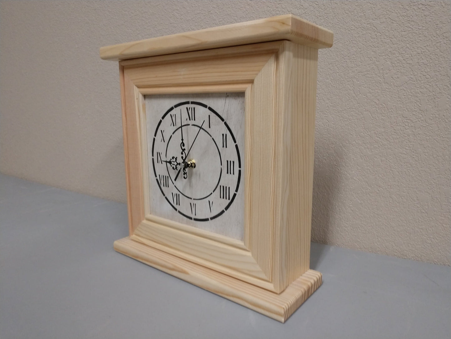 "Peacemaker” Wooden Gun Concealment Clock