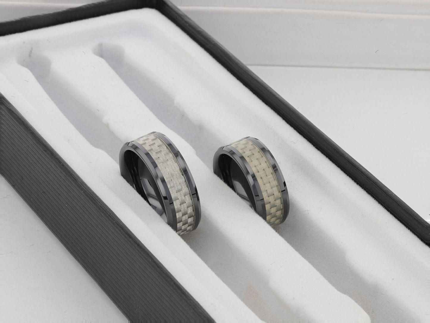 MYSTIQUE Beveled White Carbon Fiber Inlaid Ceramic Ring - 8mm