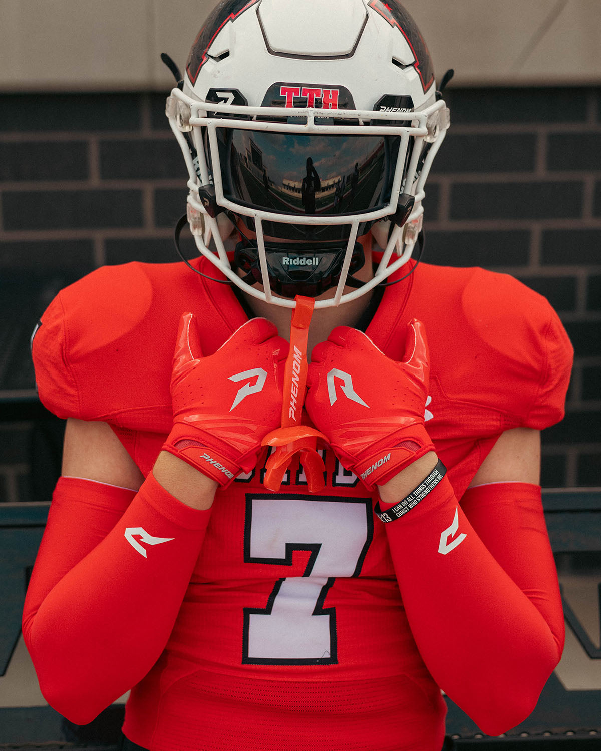 Phenom Elite VPS5 Youth Football Gloves - Team Colors