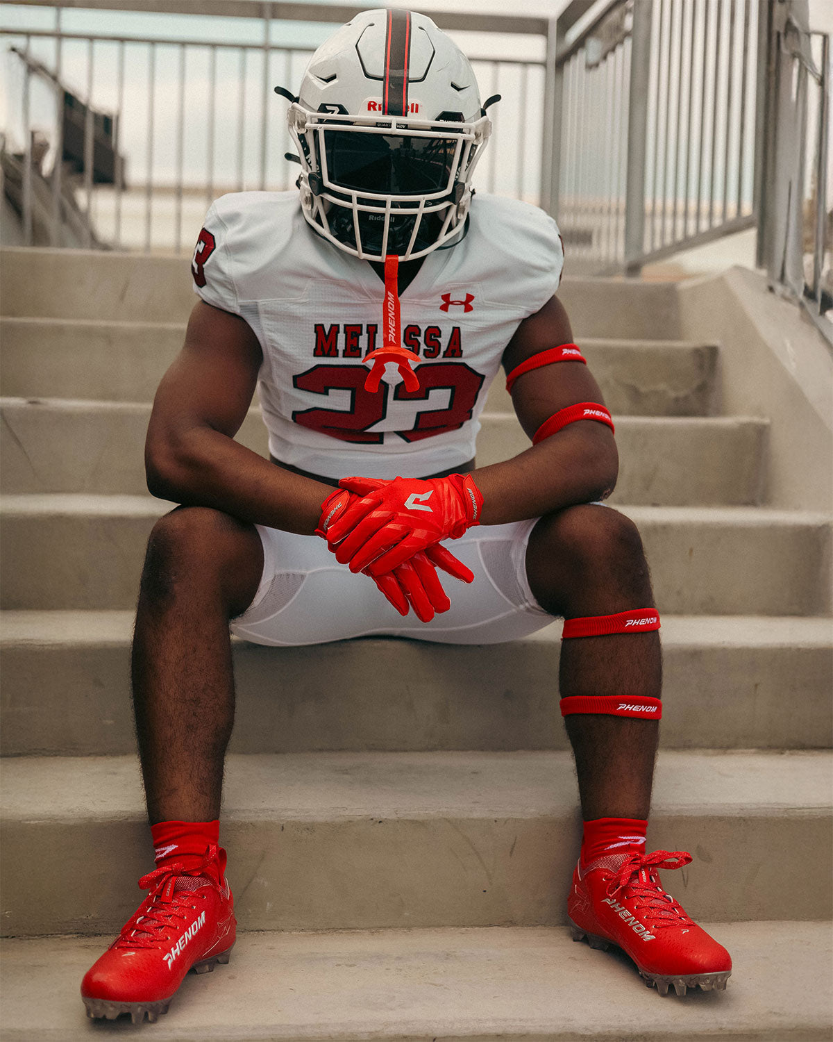 Phenom Elite VPS5 Youth Football Gloves - Team Colors