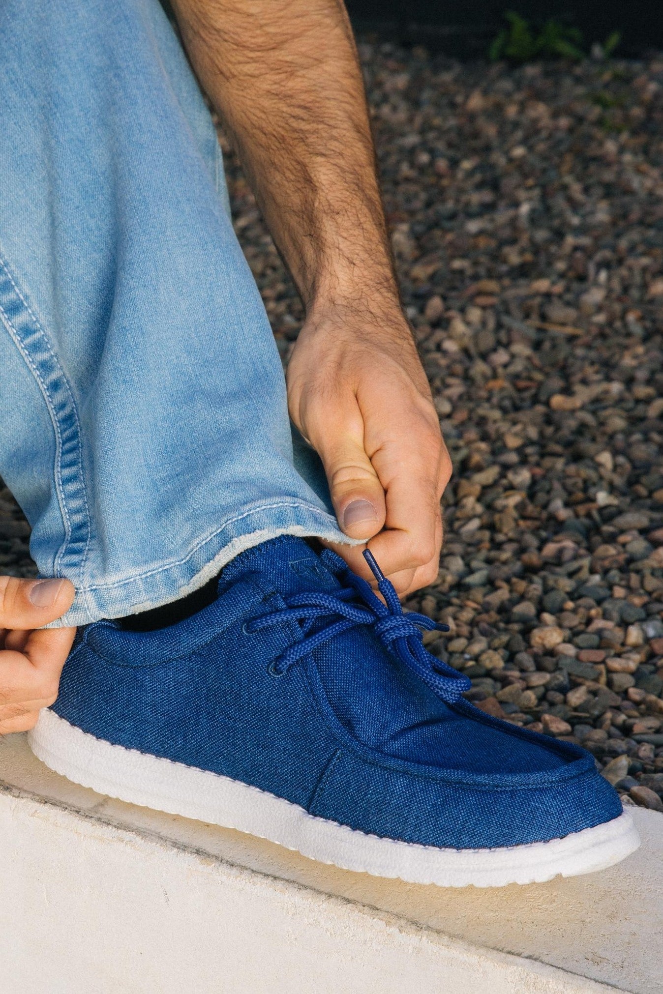 Mens Lightweight Heather Canvas Sneaker