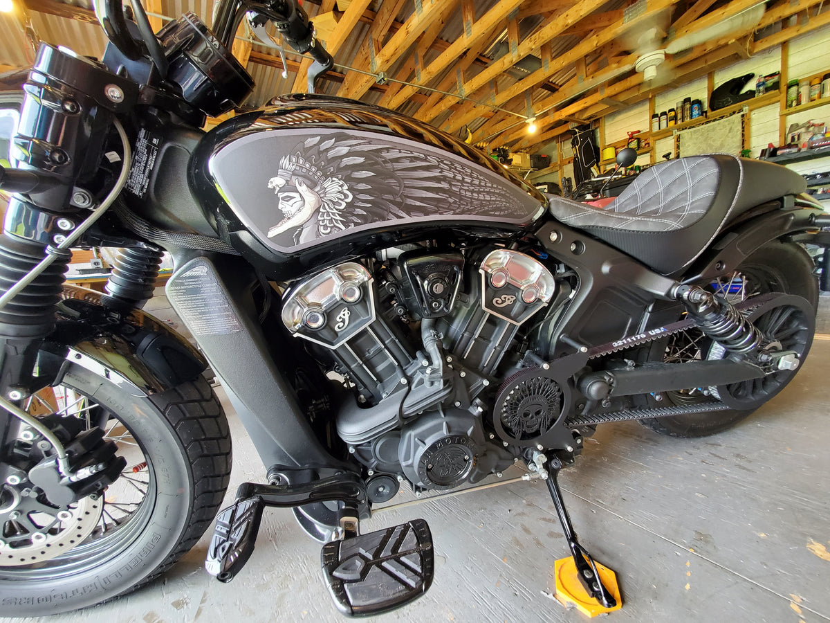 MesoChief - Indian Scout - Full Tank Black & White