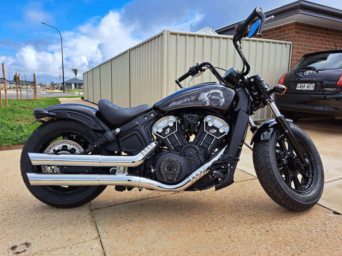 NEW Skull Warbonnet - Indian Scout (2014-2024) - Full Tank B&W