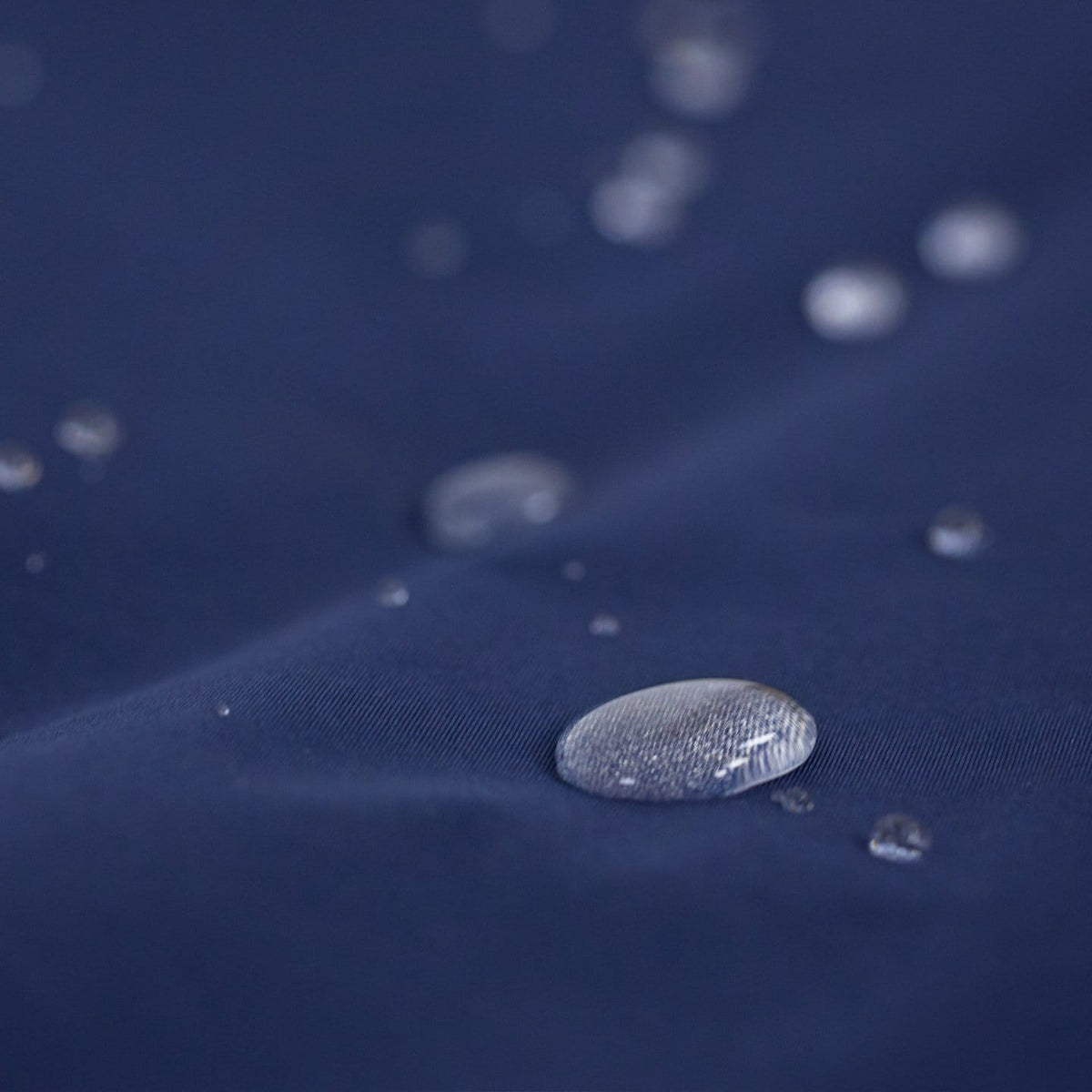 Villanova Large White Outdoor Blanket