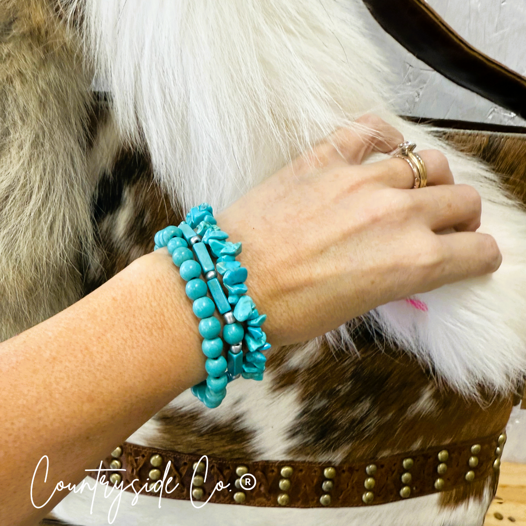 Bracelet Set with Turquoise Colored Stone