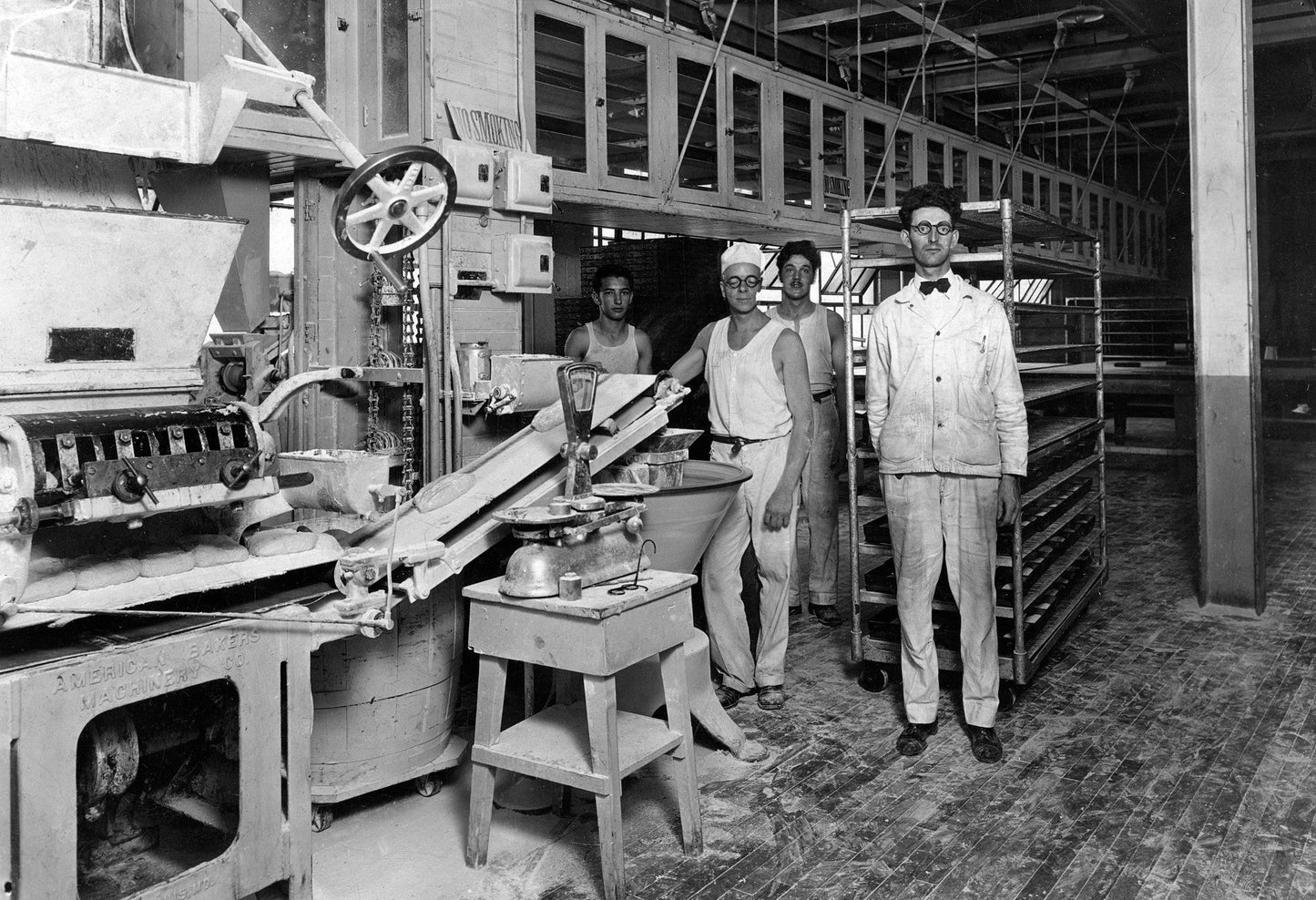 A Pictorial History: Looking Back: Otsego, Delaware, Chenango and Schoharie Counties of Upstate New York