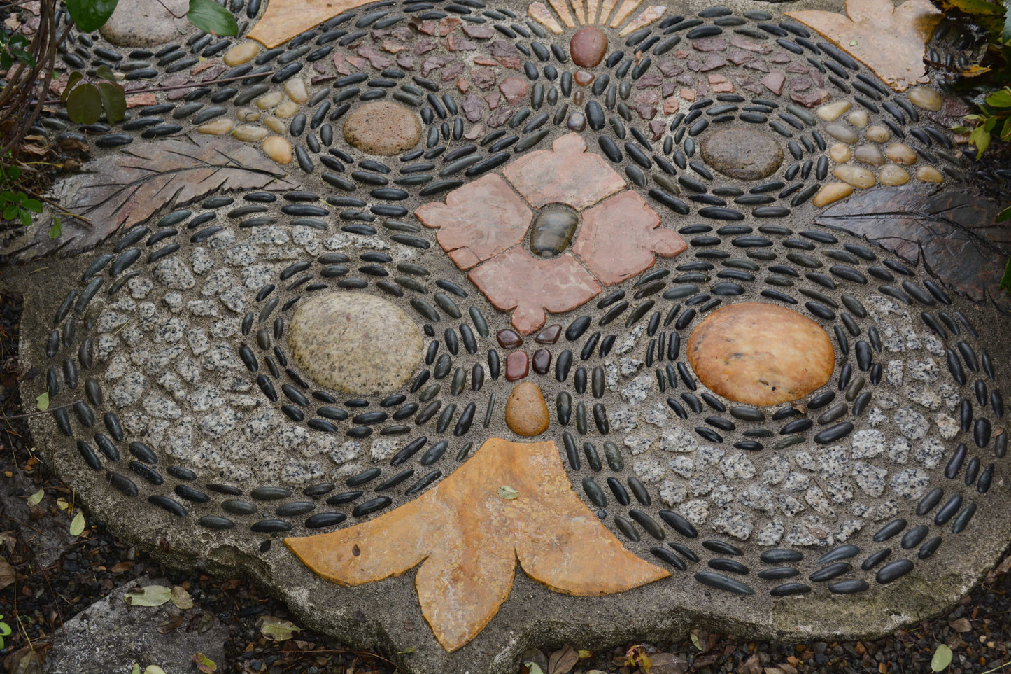 Peace, Love and Gardening: Understanding Pacific Northwest Gardens and Do-It-Yourself Projects to Beautify Them – From the Best of the Pecks' Columns