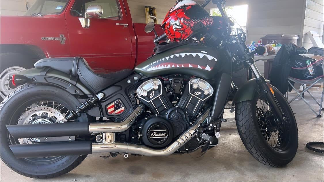 Bomber- Indian Scout - Full Tank Color