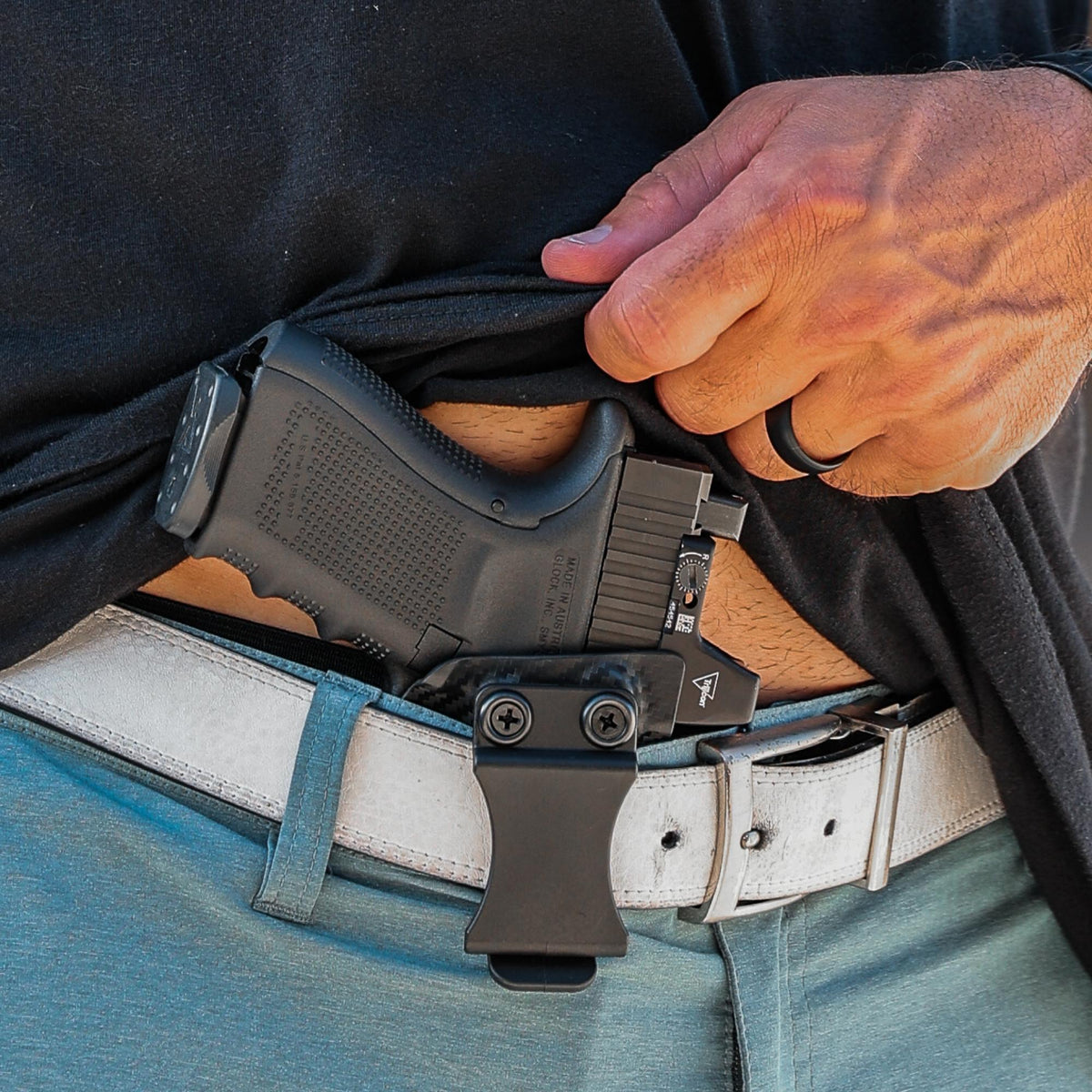 Sig Sauer P320 Full Size Olight PLX IWB Holster