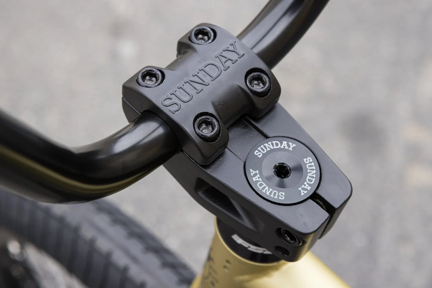 Sunday 2025 Forecaster (FC) Broc Raiford Signature 21″ Complete BMX Bike - Matte Metallic Gold (LHD)