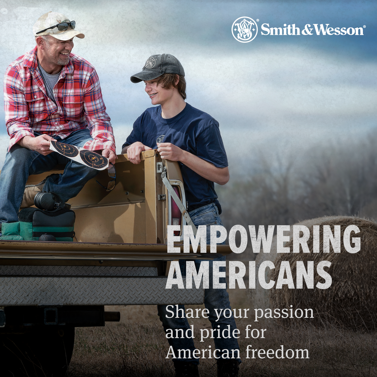 Smith & Wesson® Tested and Proven Premium Quality Short Sleeve Tee in Navy