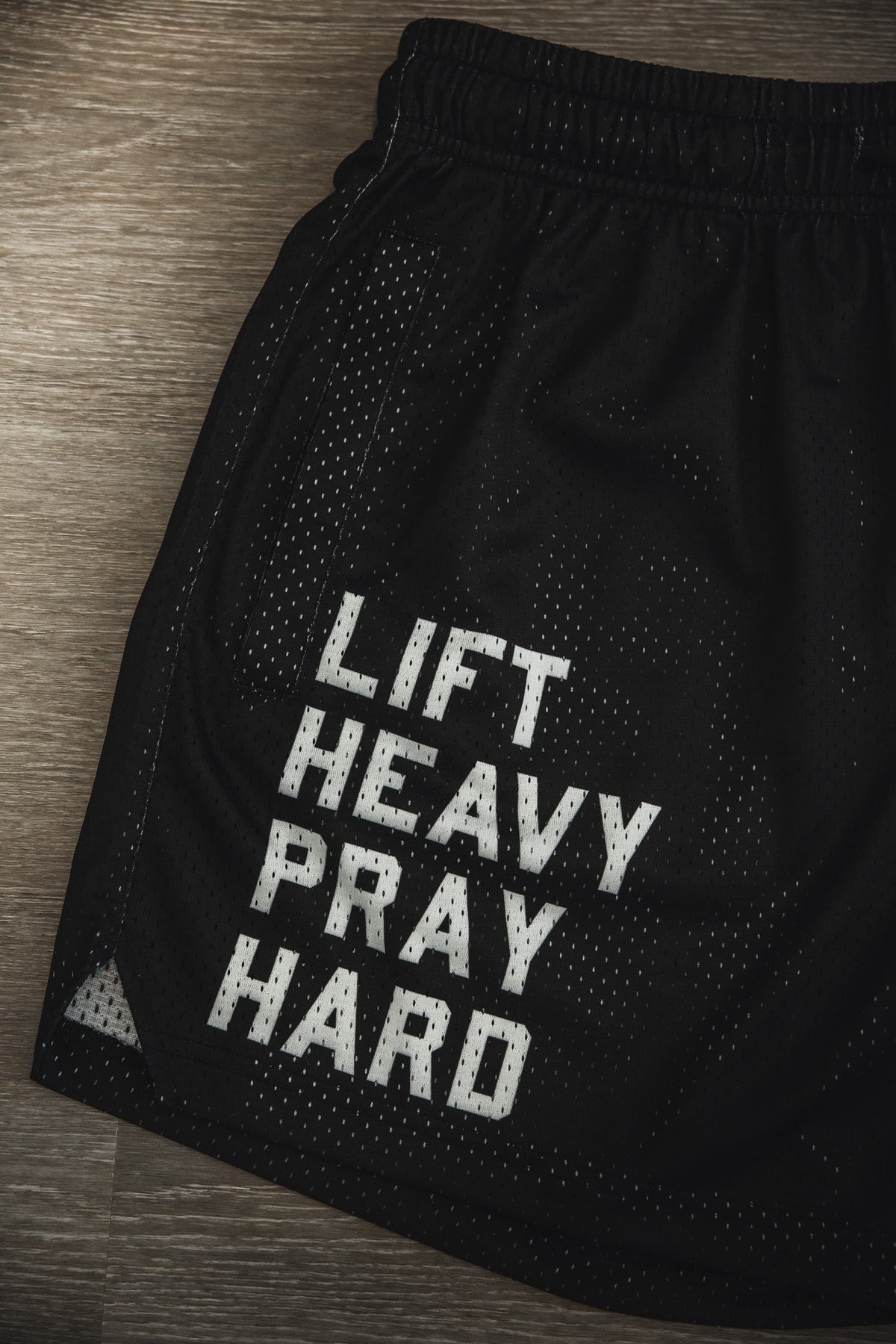 Men's Mesh Lifestyle Shorts | 5.5"- Lift Heavy Pray Hard Black