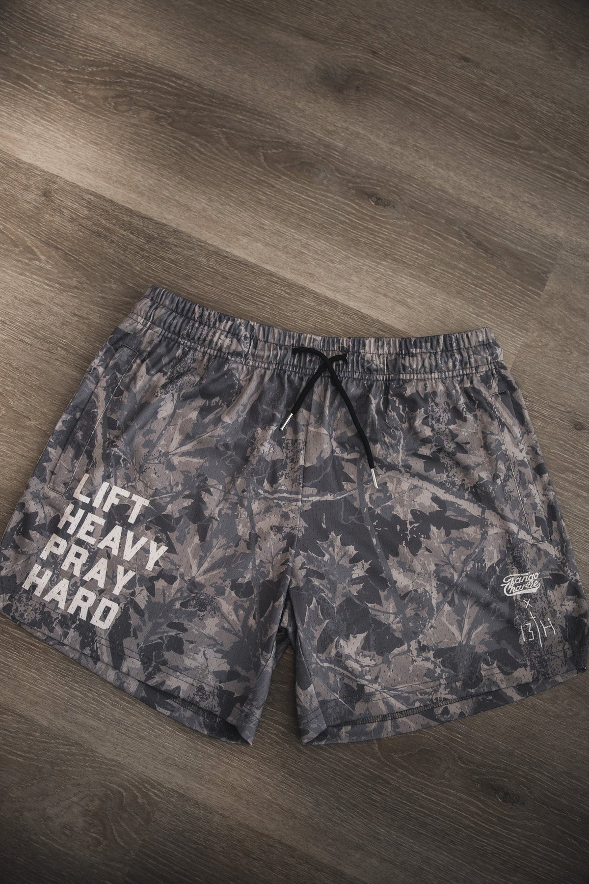 Men's Mesh Lifestyle Shorts | 5.5"- Lift Heavy Pray Hard Deadwood