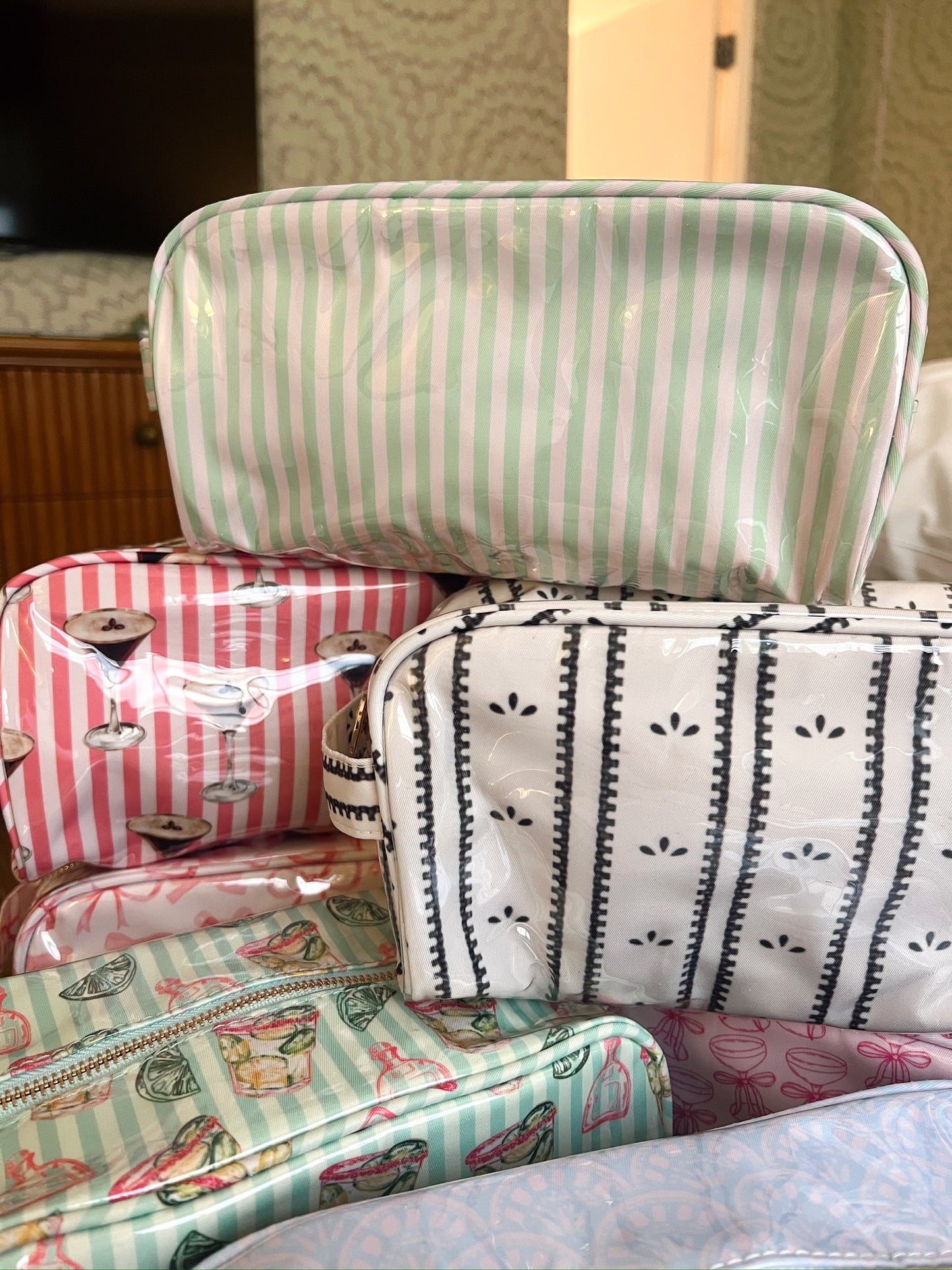 Clear Coat Toiletry Dopp Kit