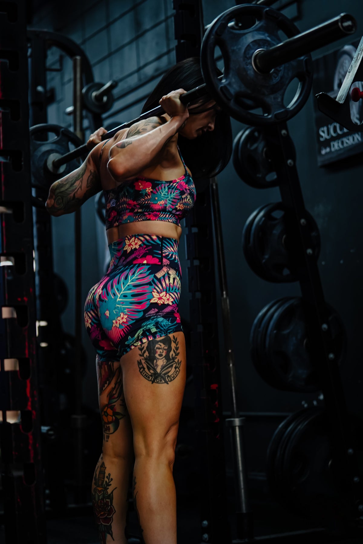 Women's High-Waisted Seamless Front Compression Training Shorts | Tropical Assassin