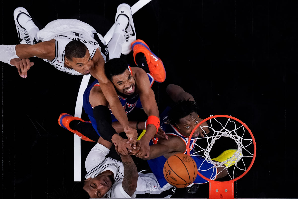Garden Glory: The New York Knicks and the NBA Championship Five Decades in the Making