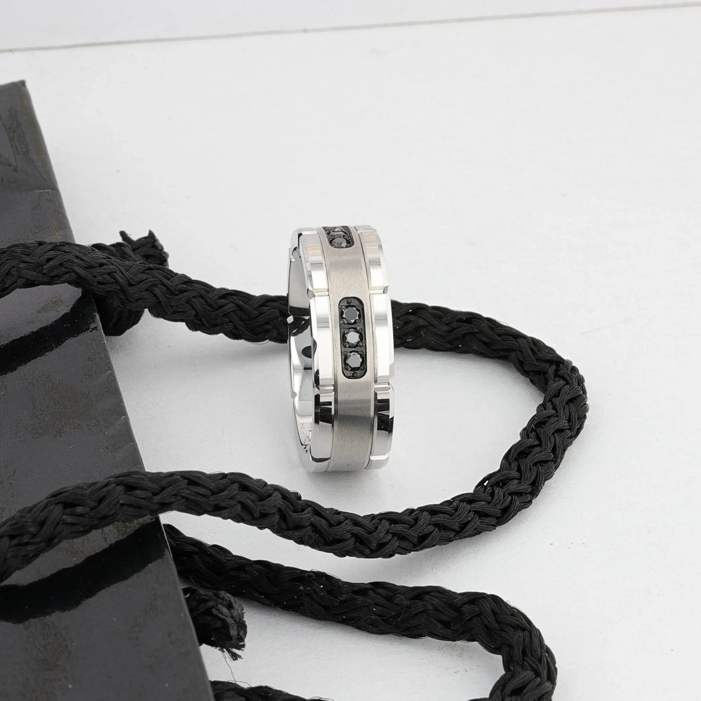 VALOR Grooved Tungsten Ring with Silver Inlay & Black Diamonds - 8mm