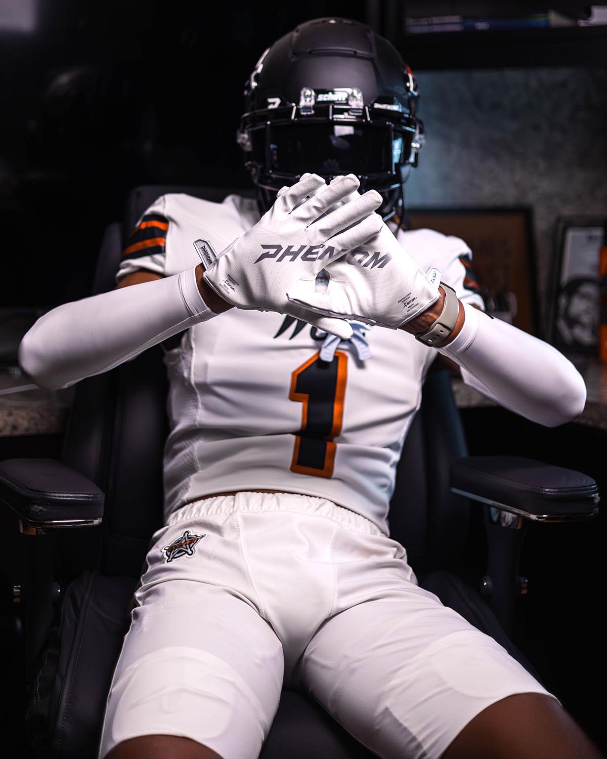 Phenom Elite VPS5 Adult Football Gloves - Team Colors