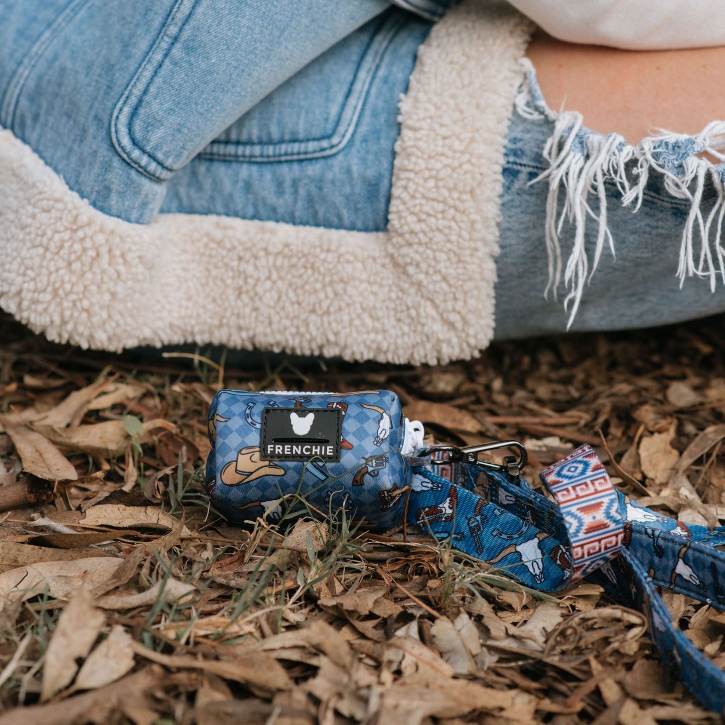 Frenchie Comfort Leash - Wild West (Blue)