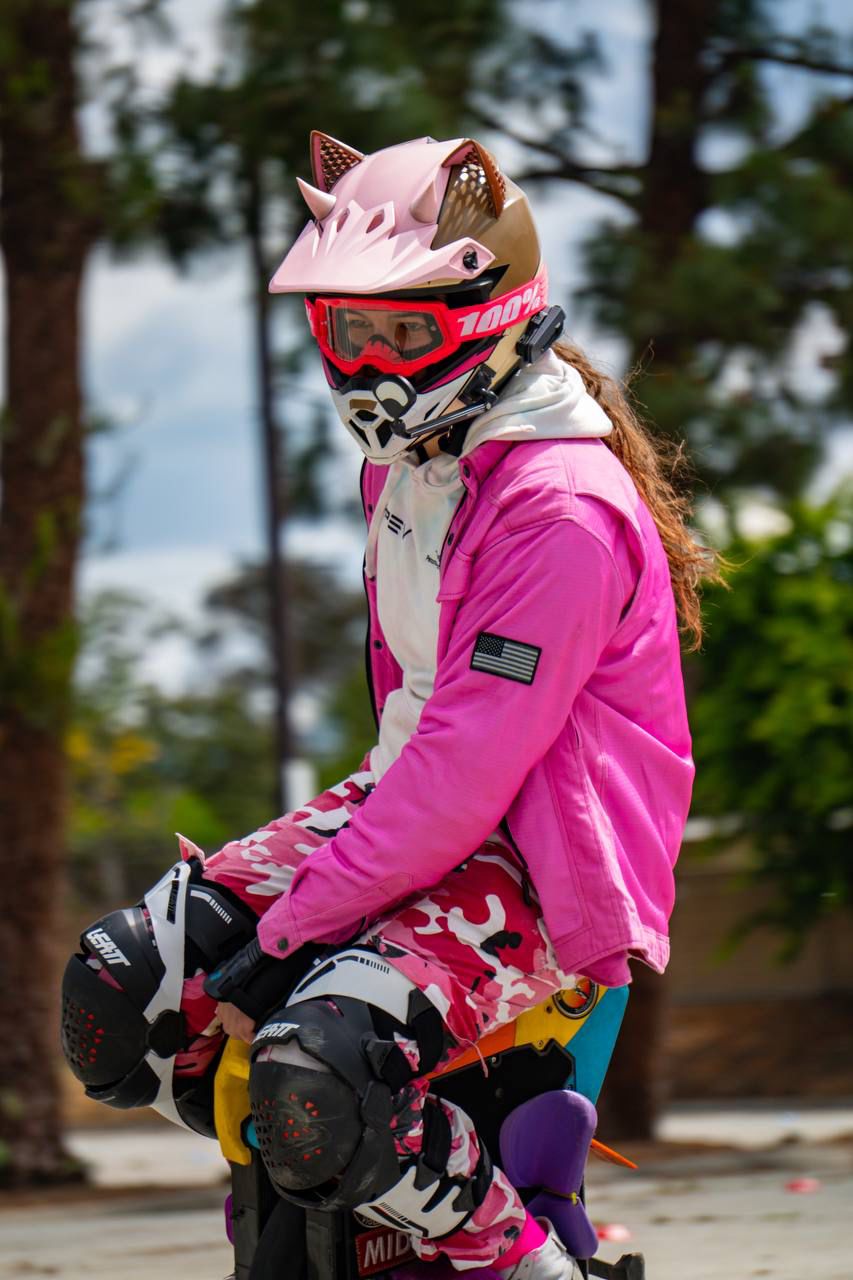 Protective Summer Mesh Shirt for Women - Pink Solid with Pads