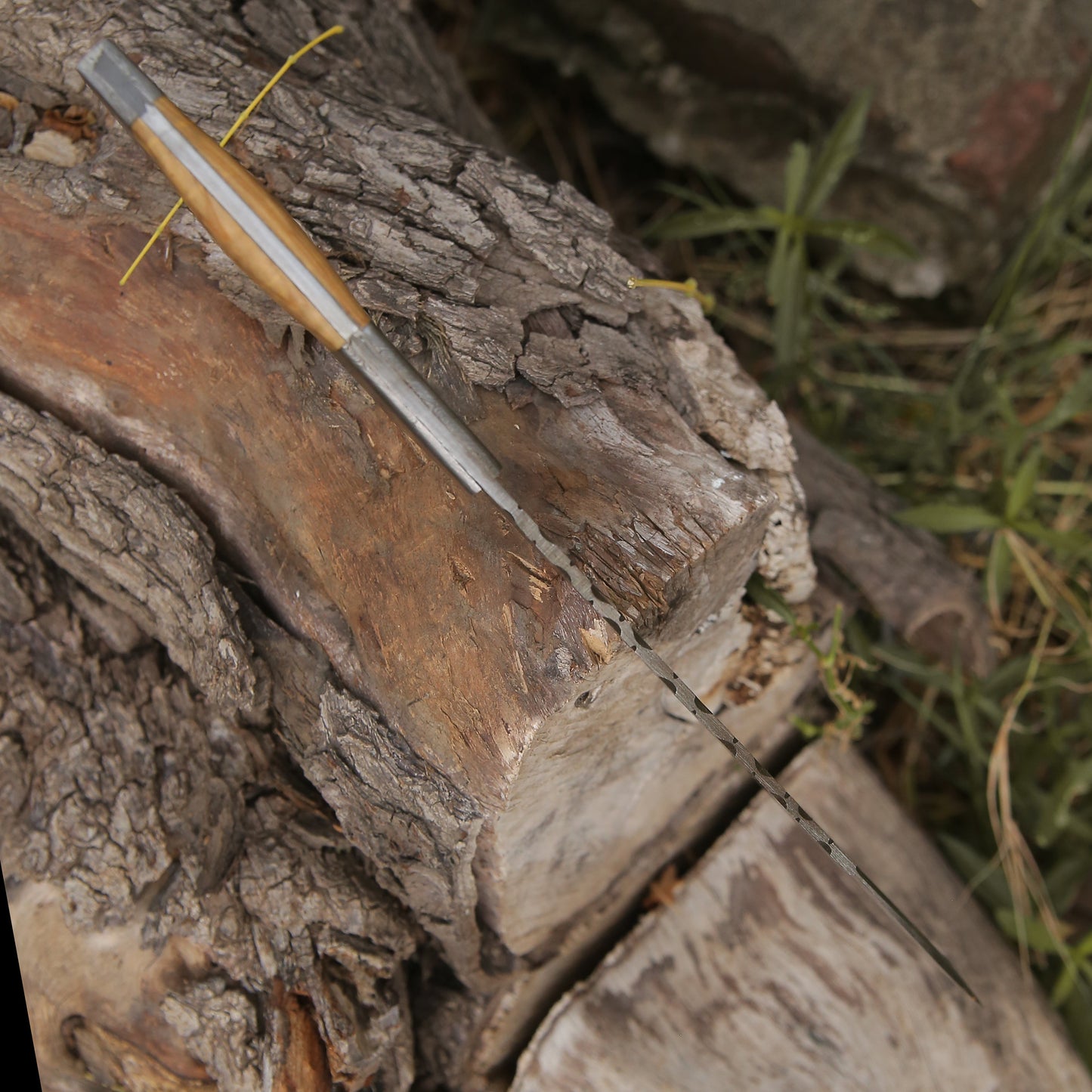 Custom Hand Made Forged Damascus Steel Hunting Kukri Knife Damascus Bolster Olive Wood Handle WH 2254