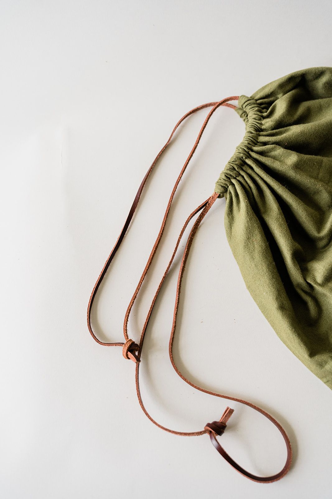 Dust Cover | Signature Logo