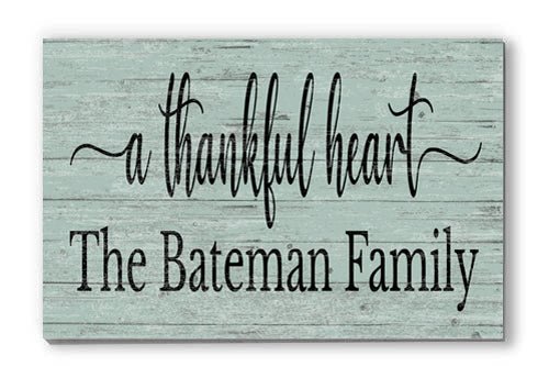 A Thankful Heart Family Name Sign Farmhouse Quote Sign PERSONALIZED Family Wall Art
