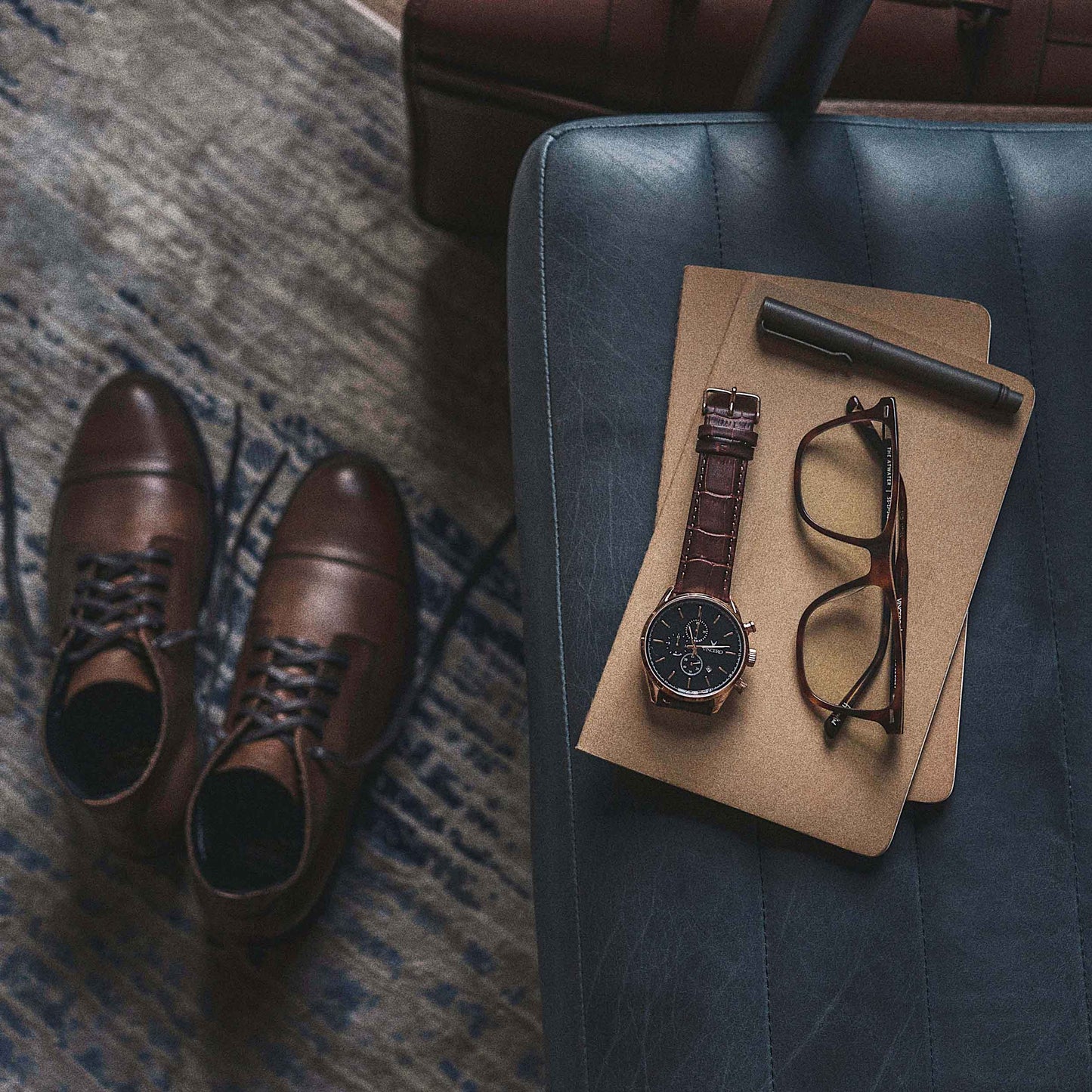 Atwater Blue Light - Jet Black