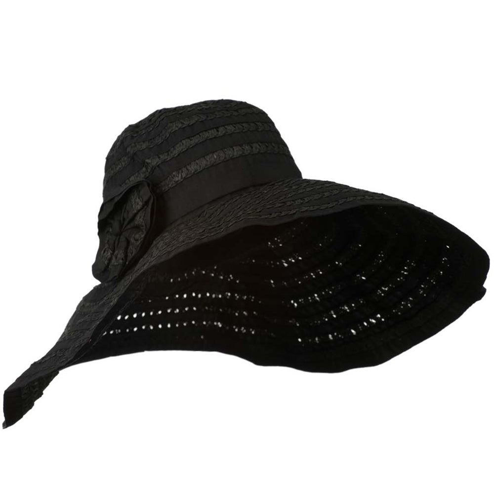 Toyo Braid Hat with Flower Accent