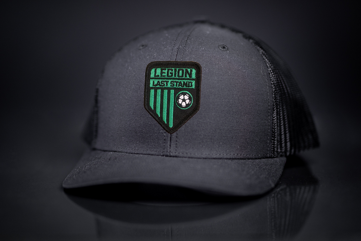 Last Stand Legion / Last Stand Legion Shield / Curved Bill Mesh Snapback / 129
