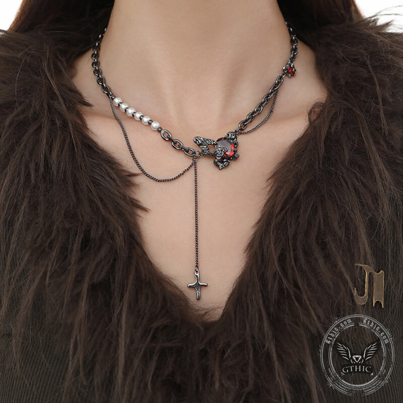 Black Butterfly Chain Spliced Pearl Necklace