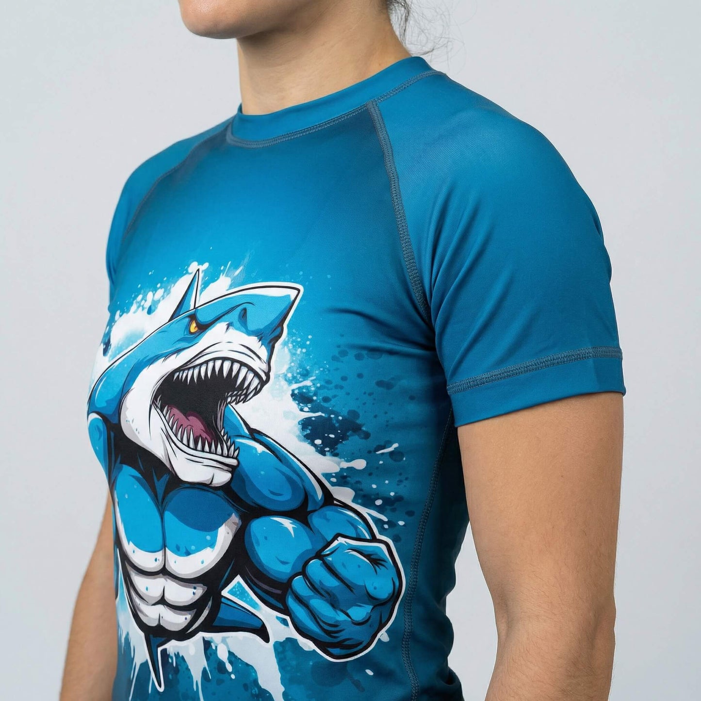 SHARK BEAST WOMEN SHORT SLEEVE RASH GUARD