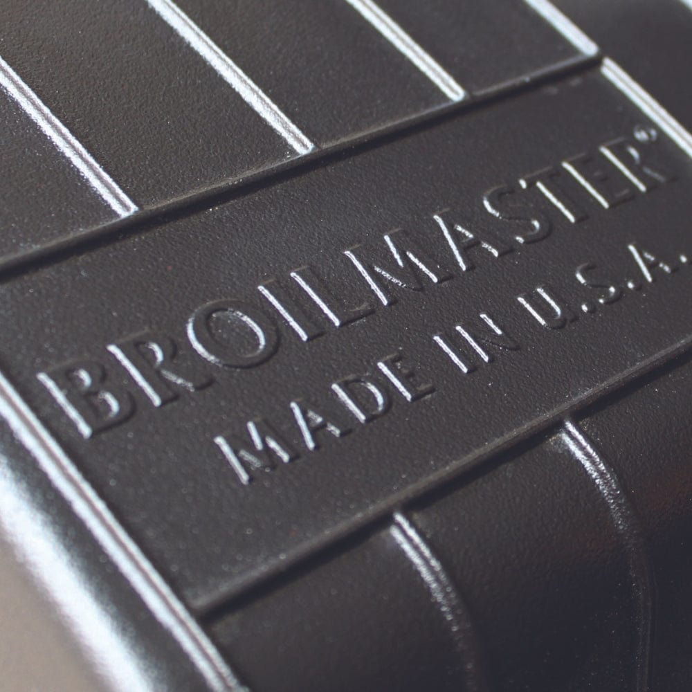 Broilmaster C3 26-Inch Free Standing/Post-Mounted Charcoal Grill