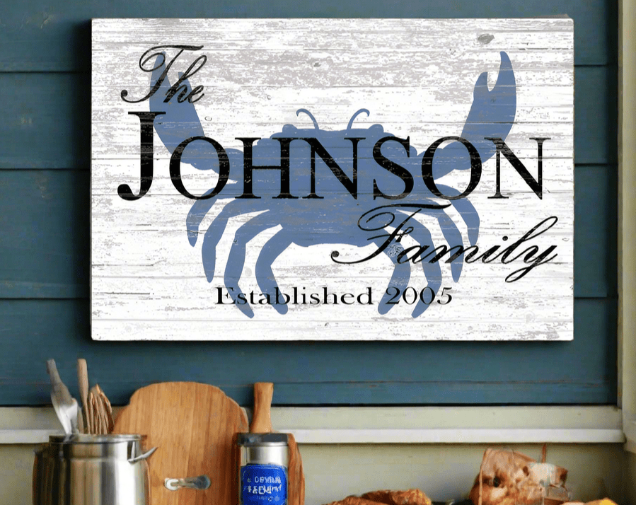 Custom Beach House Sign – Crab Design with Family Name & Established Year | Personalized Coastal Wall Art