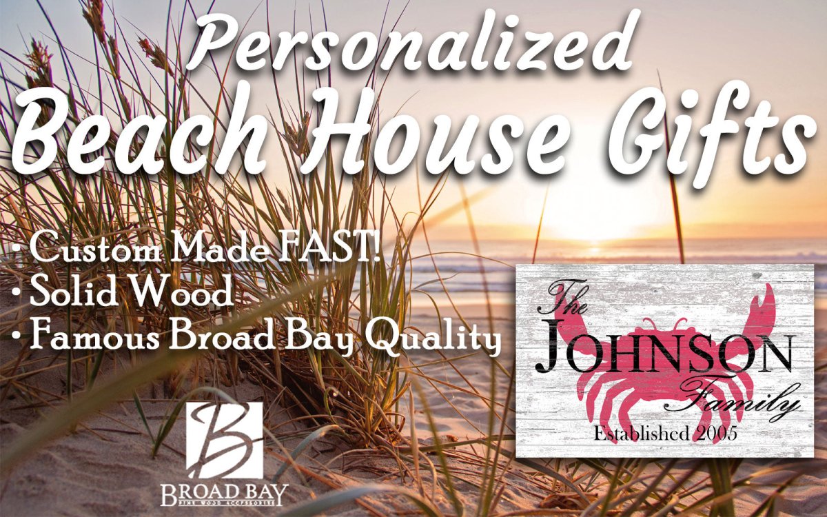 Custom Beach House Sign – Crab Design with Family Name & Established Year | Personalized Coastal Wall Art